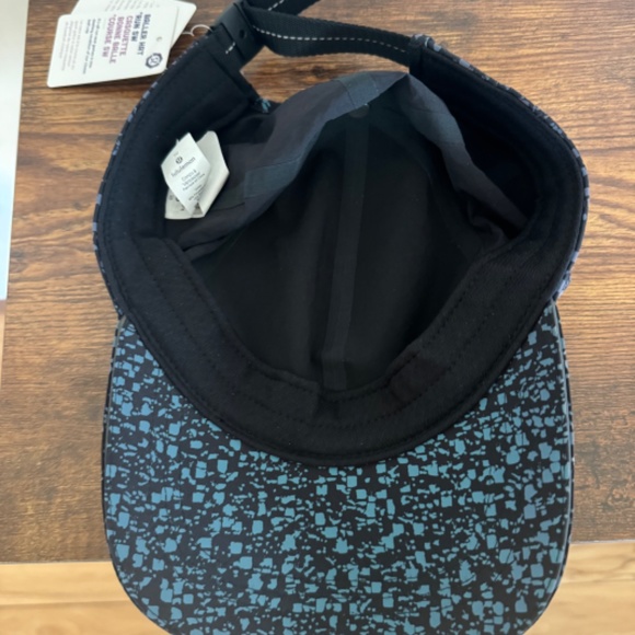 NWT Lululemon Seawheeze Reflective Baller Hat